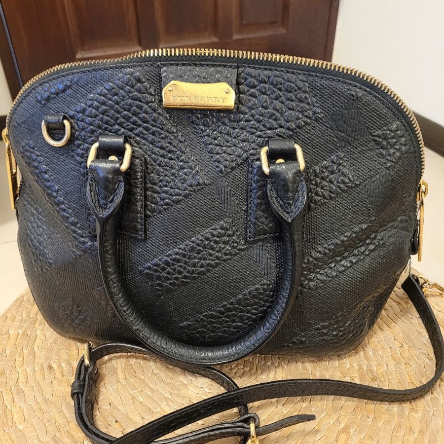 Burberry 貝殼包-9