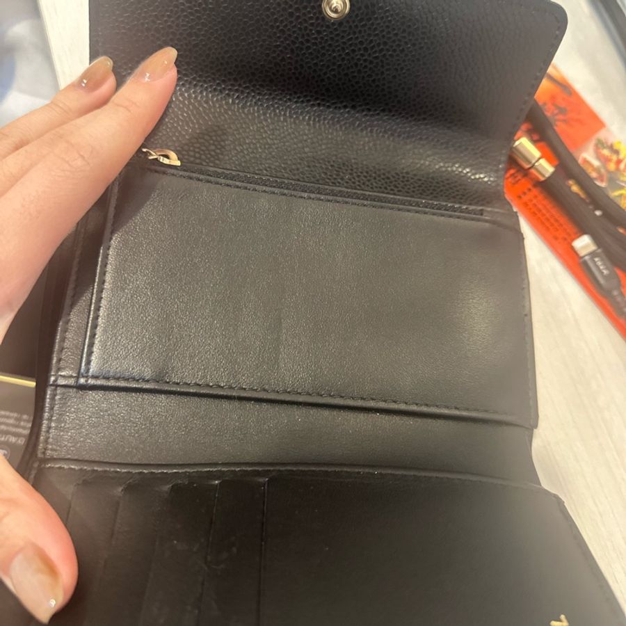 CHANEL BOY 金釦中夾-18