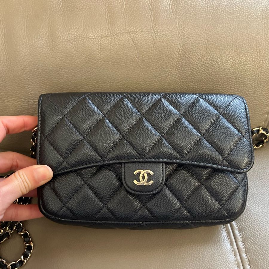 CHANEL WOC (Chanel Flap Phone Holder with Classic Chain)-0