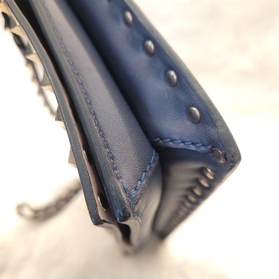 VALENTINO Rockstud clutch 鉚釘手拿包 blue-6