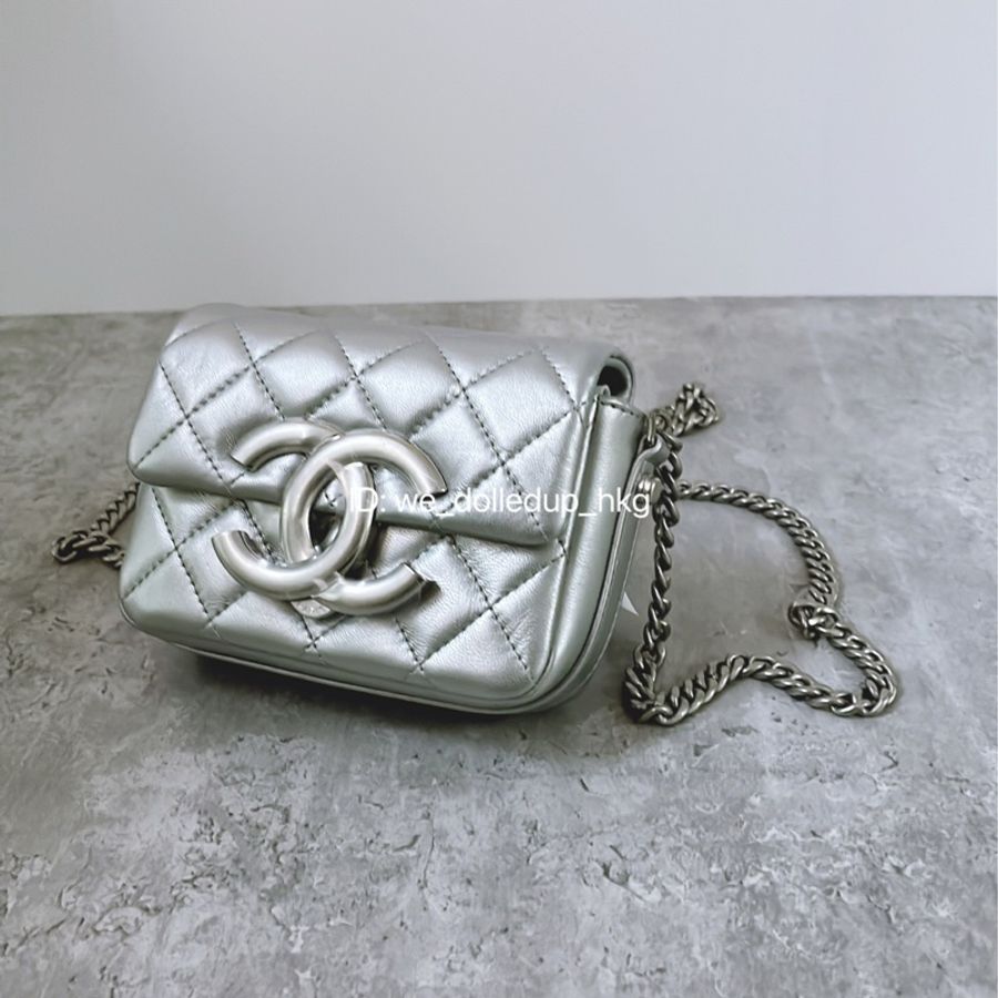 Chanel 銀色 大logo 牛皮小廢包-2