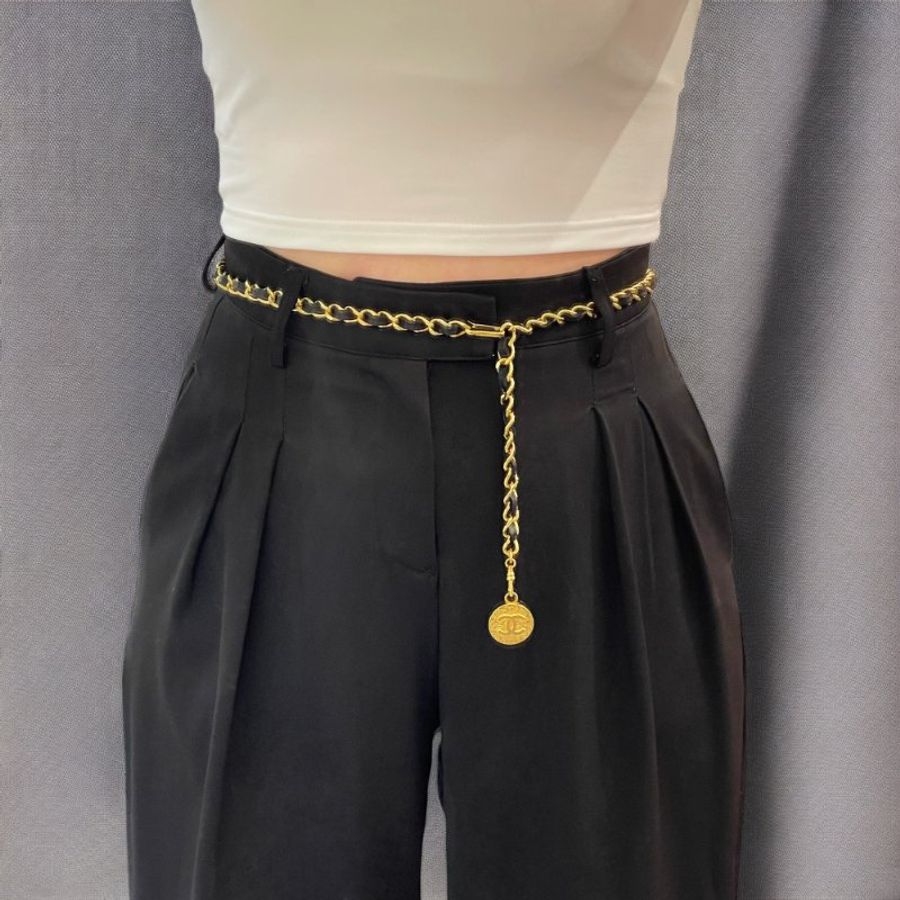 CHANEL 金色皮穿鏈圓牌腰鍊-0