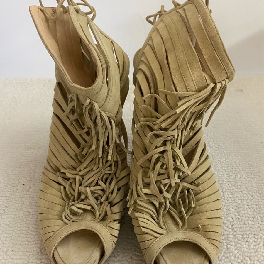 Christian Louboutin Heels-10