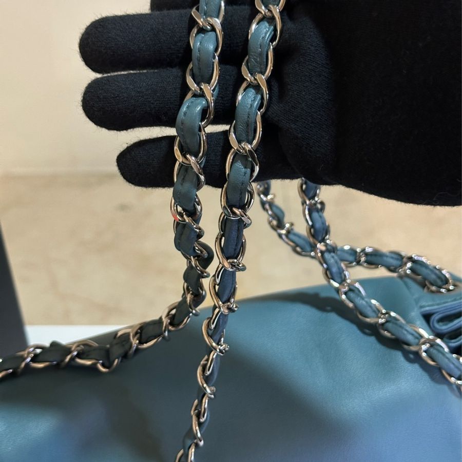 Chanel霧霾藍肩背/斜背包🩵9新閒置品🔥包況美😍-7