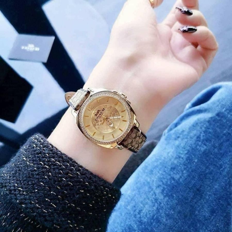 COACH Boyfriend 經典LOGO緹花織布晶鑽腕錶34mm(咖/桃心木咖)-5