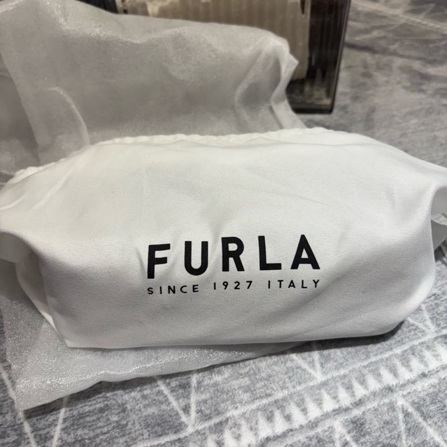 全新FURLA 1927 MINI 迷你斜背包 20黑-4
