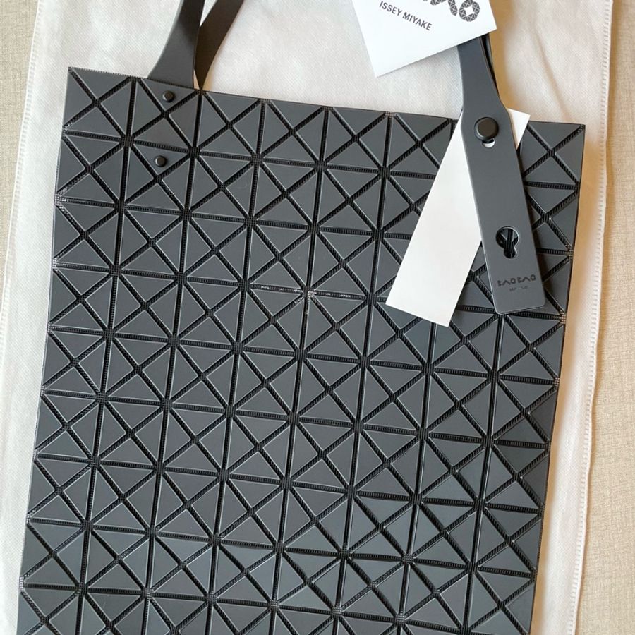 ISSEY MIYAKE 三宅一生 BAOBAO PRISM PLUS 方盒托特包-0