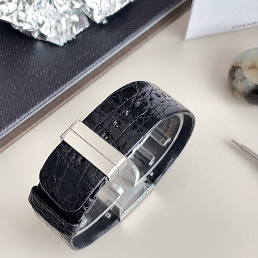 ChanelVintage 黑銀菱格手錶-3