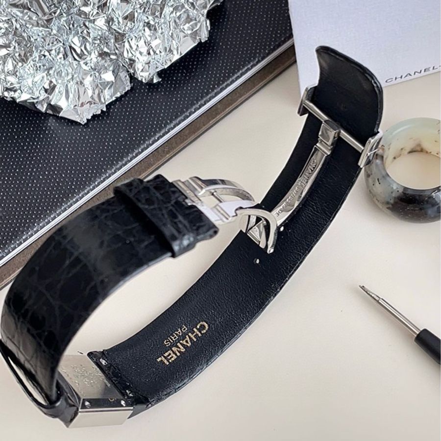 ChanelVintage 黑銀菱格手錶-5