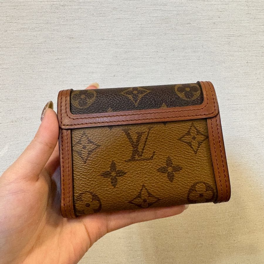 LV Dauphine 雙色達芙妮三折短夾 M68725-5
