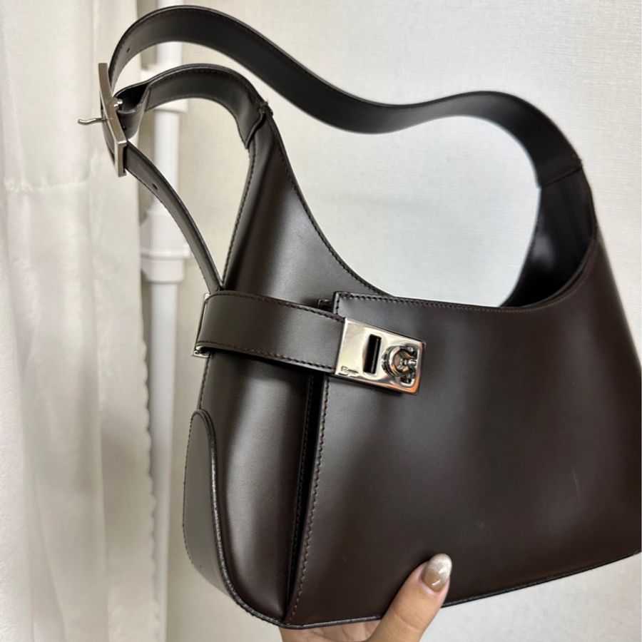 Ferragamo 肩背包-2