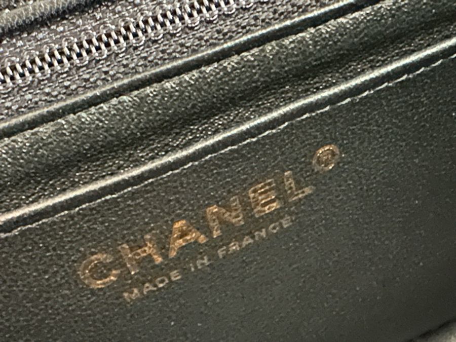 Chanel CF黑金大mini flap bag 羊皮 磨砂金色鏈條 全套連專門店收據-7