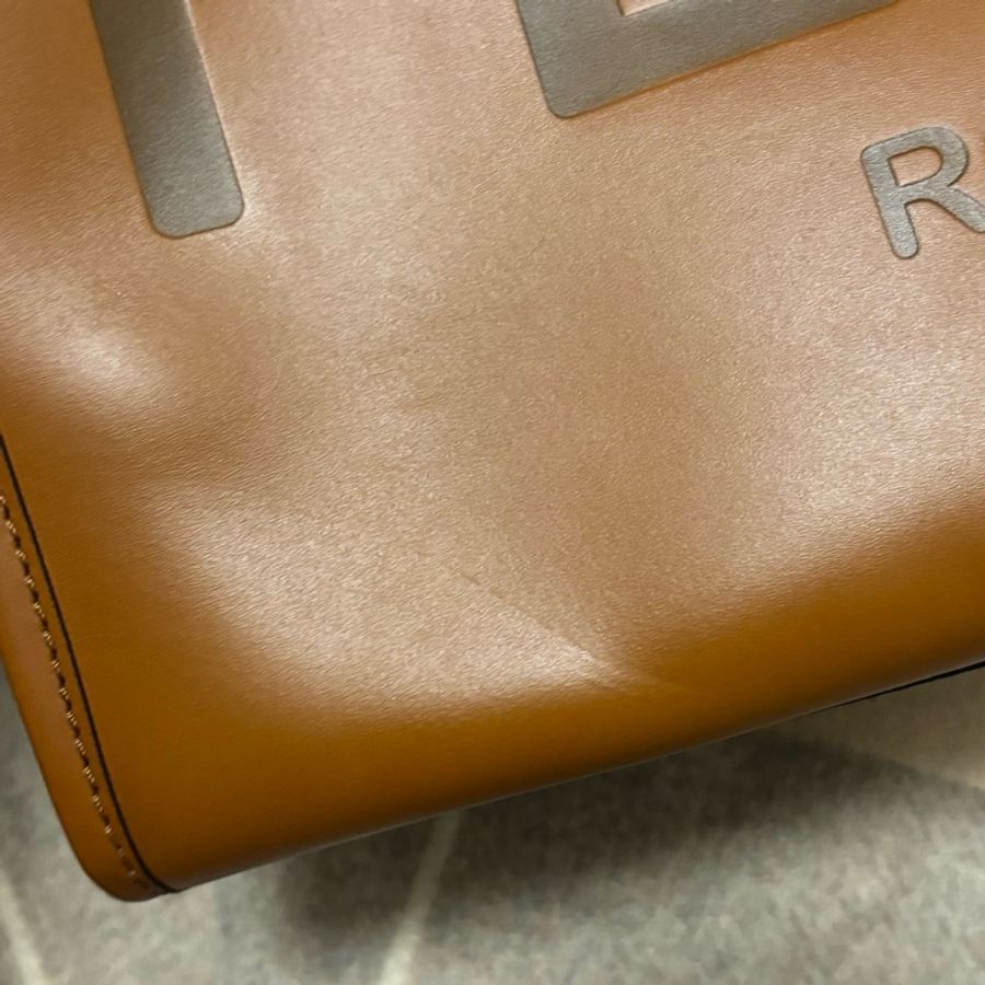 ［全新閒置品］中型款式FENDI Sunshine 棕色小牛皮手袋-7
