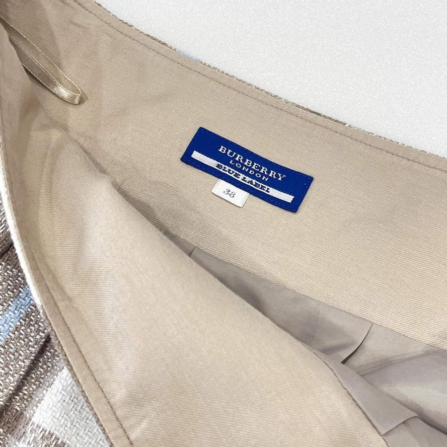 BURBERRY 藍標 扣環格紋褲裙-8