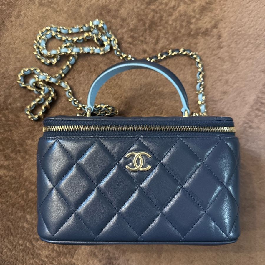 Chanel 手柄長盒子vanity case-0