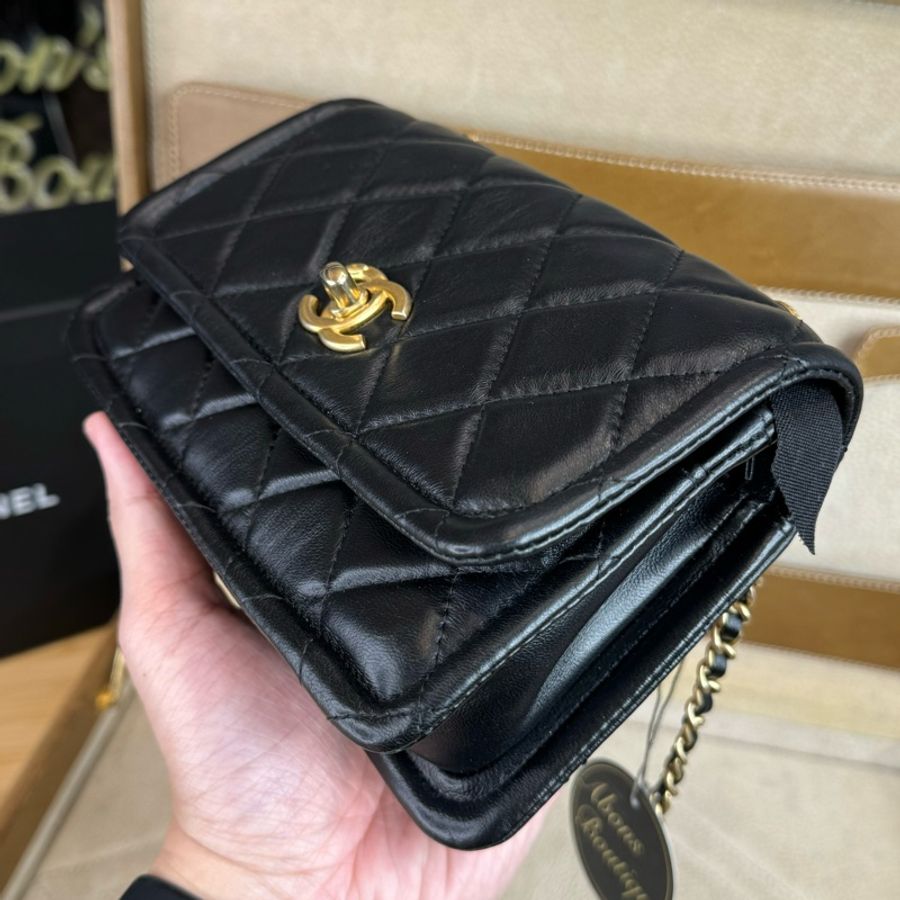 在台現貨CHANEL 2020 coco黑金鈕扣口蓋鍊包19cm🖤極品亮相-4
