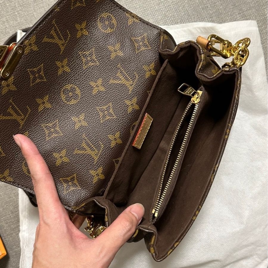 LV 迷你郵差包 8.5成新-11
