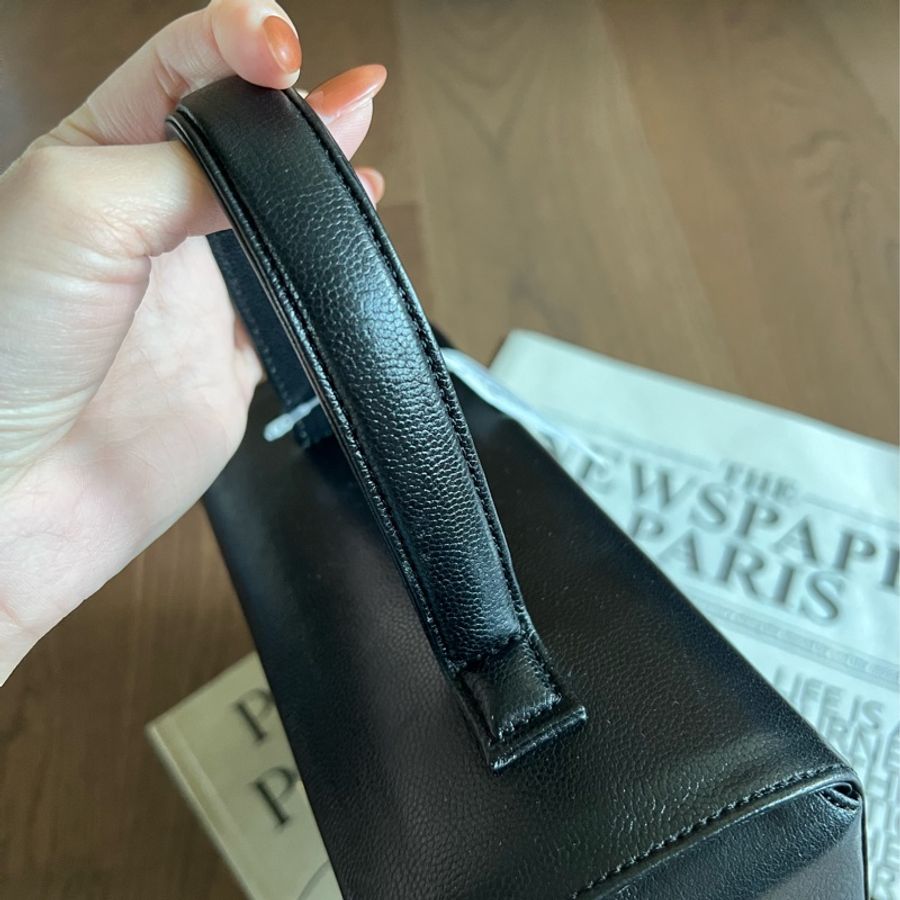 Givenchy中古盒子包 魚子醬皮-11