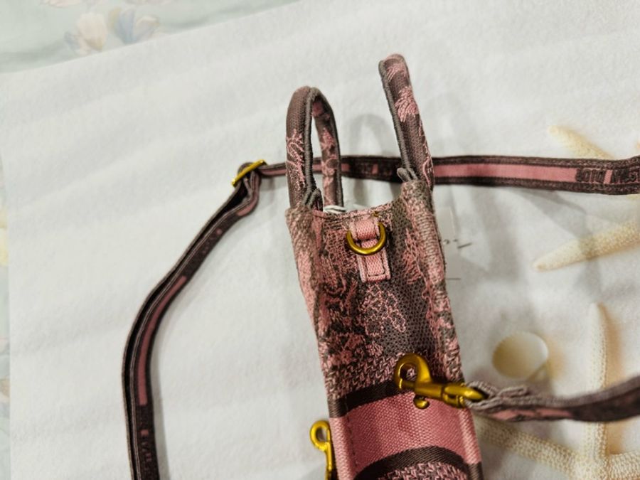 Dior book tote 粉色刺繡 直式 迷你手提包 肩背包 《全新未使用》-19