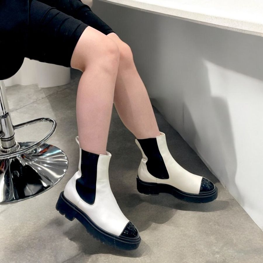 CHANEL 熊貓拚色短靴/39.5-0
