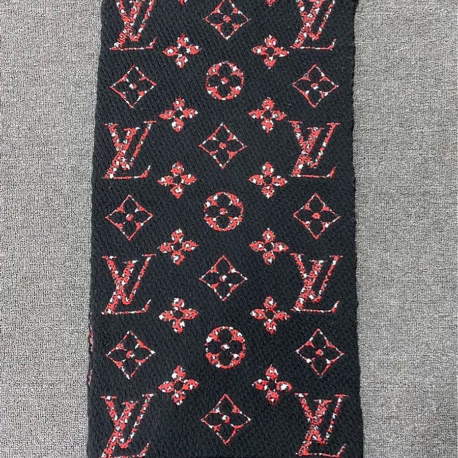 LV 滿logo 印 羊毛圍巾Louis Vuitton 99新 170*42cm-1