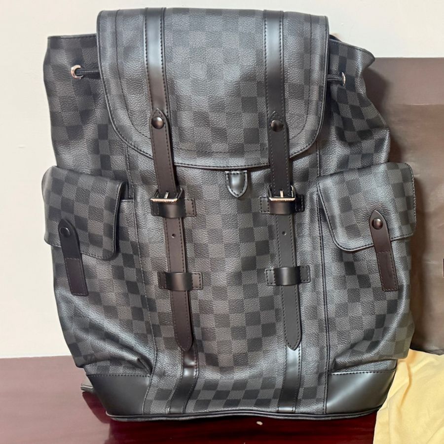 louisvuitton Christopher MM 棋盤格男後背包（灰黑色/N41379)-0