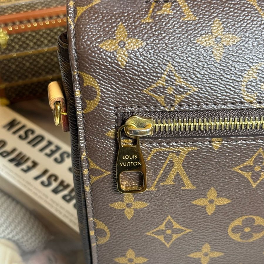 LV Pochette Metis老花郵差包 #最新晶片款-12