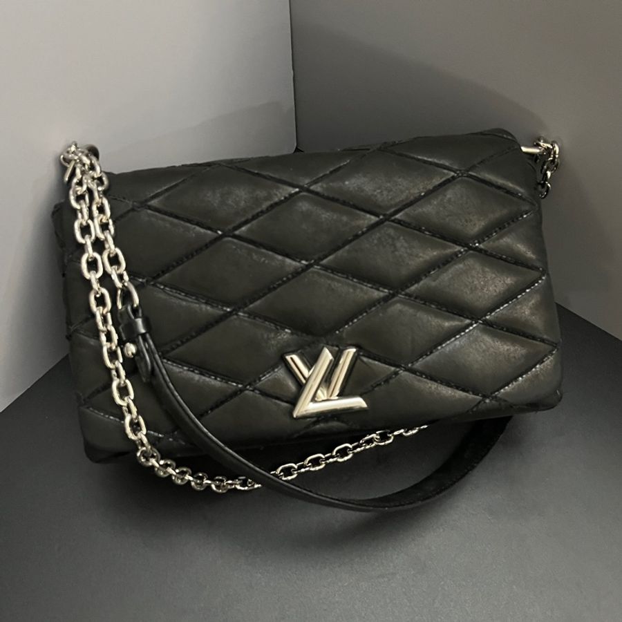 (超便宜 僅此一顆⚠️)LV GO-14 「小羊皮」 專櫃漲價至23萬台幣 手提+斜背+單肩-25