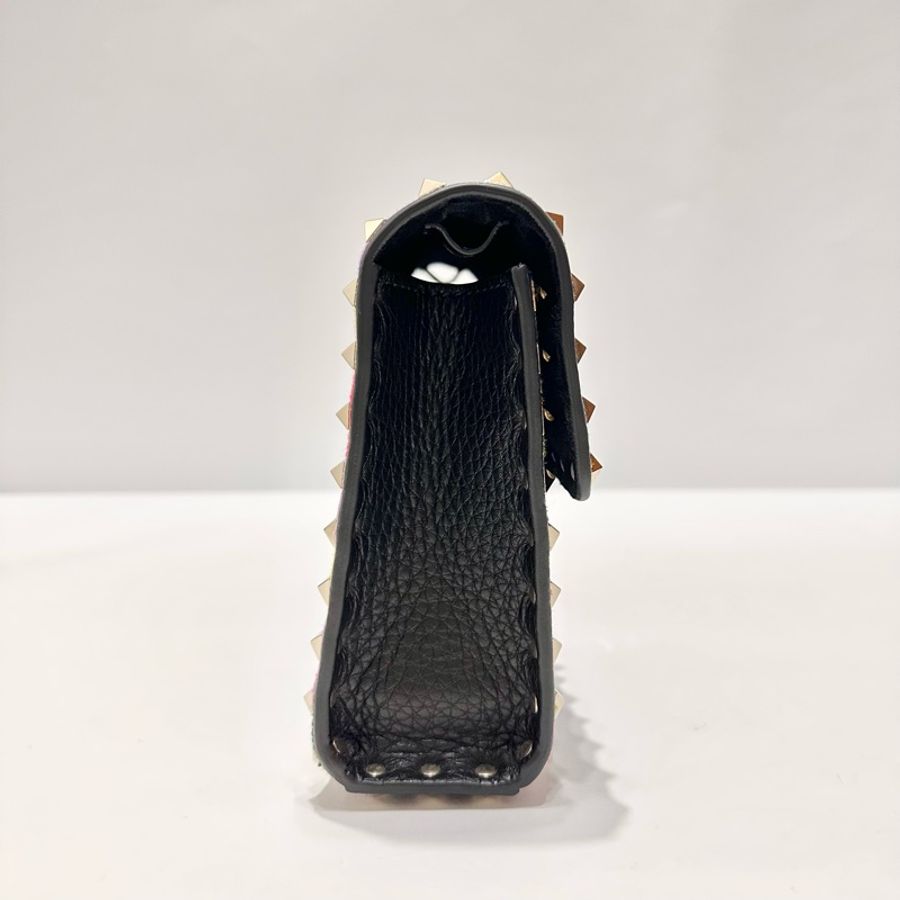 荔枝紋小牛皮刺繡 Rockstud 肩背包黑色-10