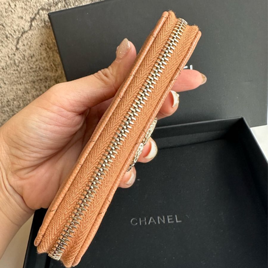 chanel魚子醬大款拉鍊零錢包-25