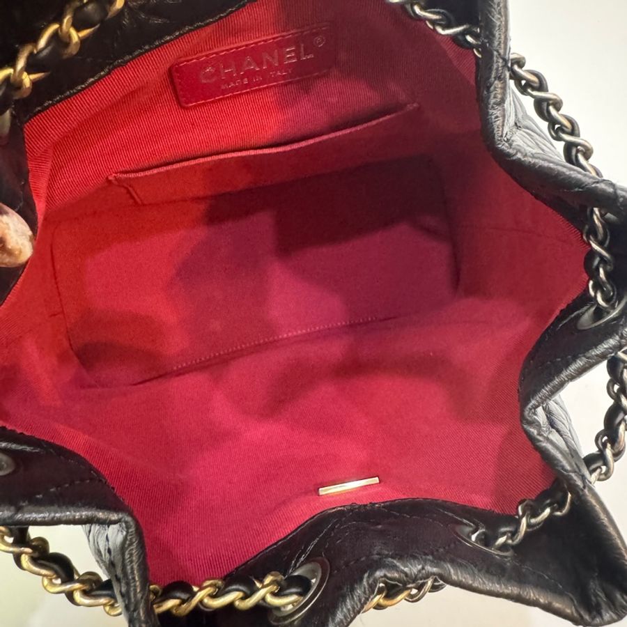 Chanel 黑復刻牛皮流浪後背包 芯片款-7
