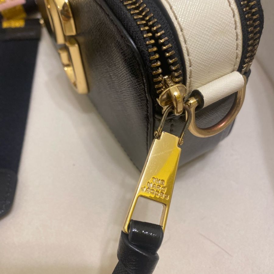 Marc Jacobs 相機包-3