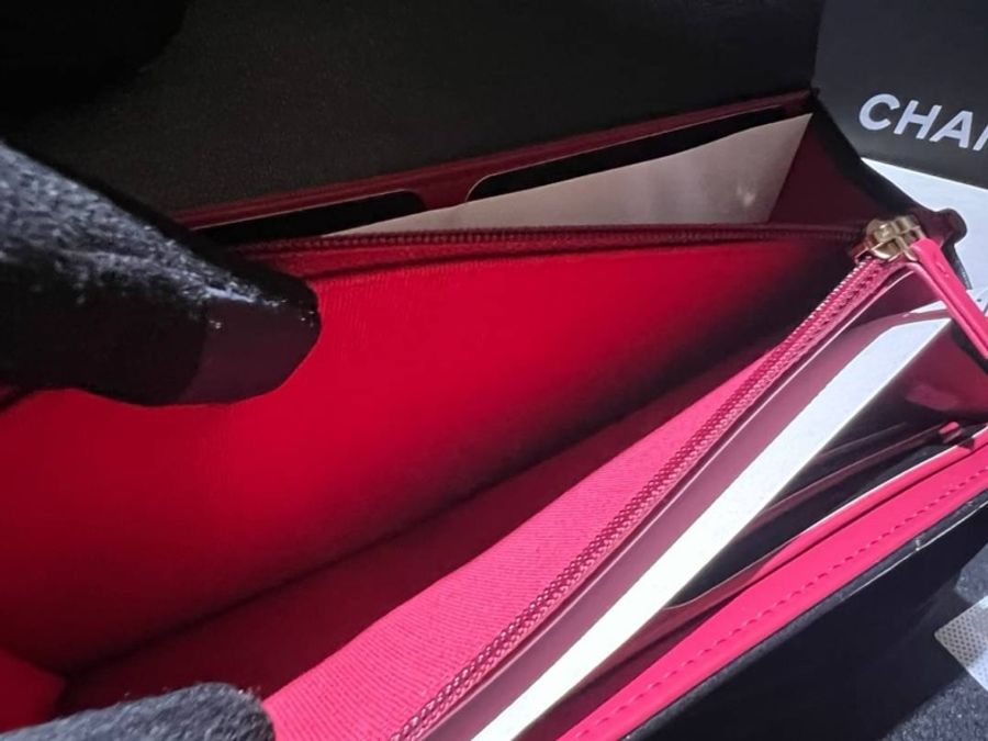 CHANEL 小羊皮❤️經典全新晶片款黑色長昂19羊皮夾-13