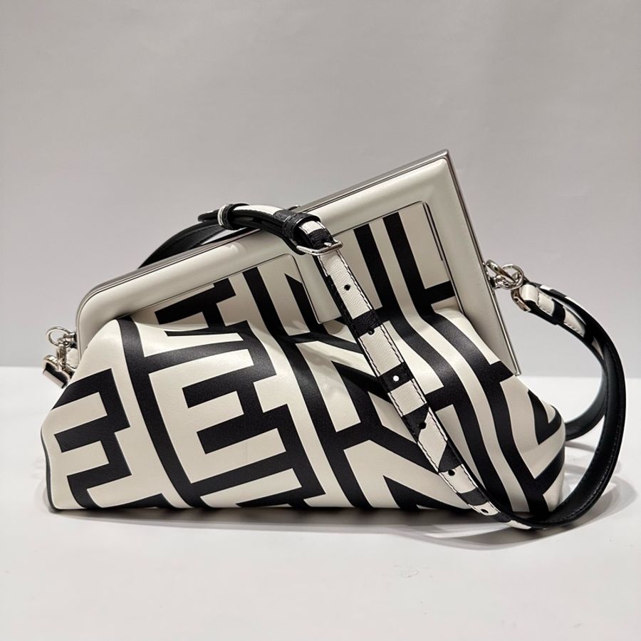 Fendi by Marc Jacobs 限量款黑白雙色First 中號-0