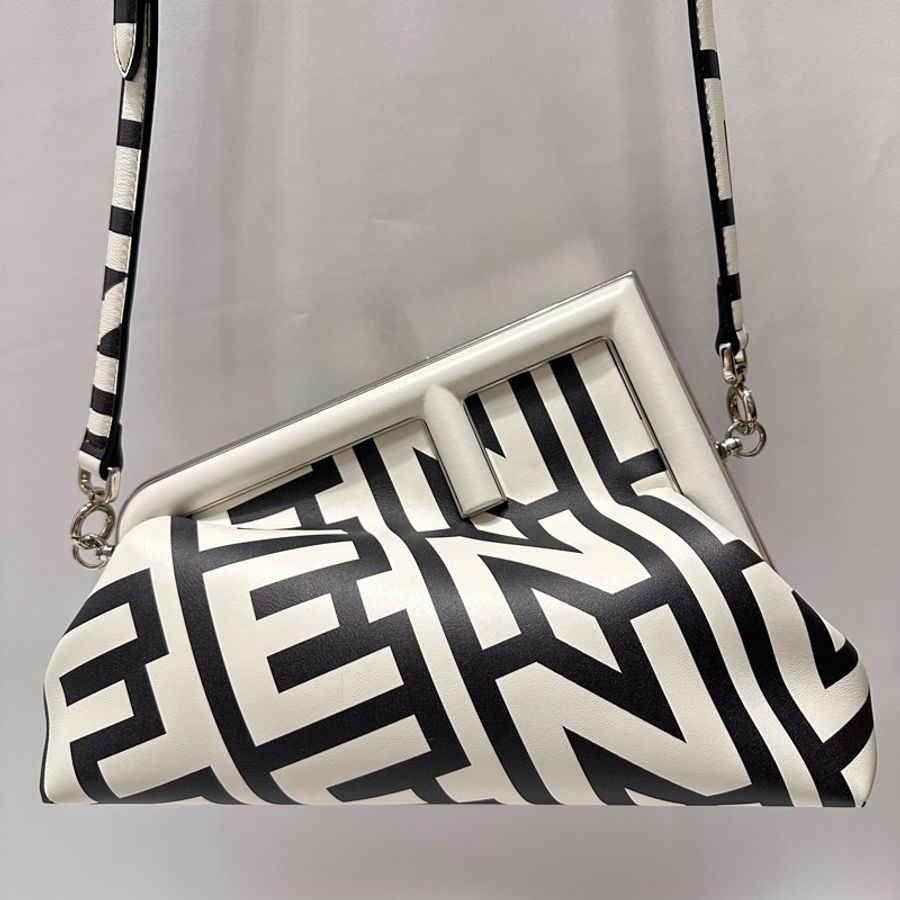 Fendi by Marc Jacobs 限量款黑白雙色First 中號-2