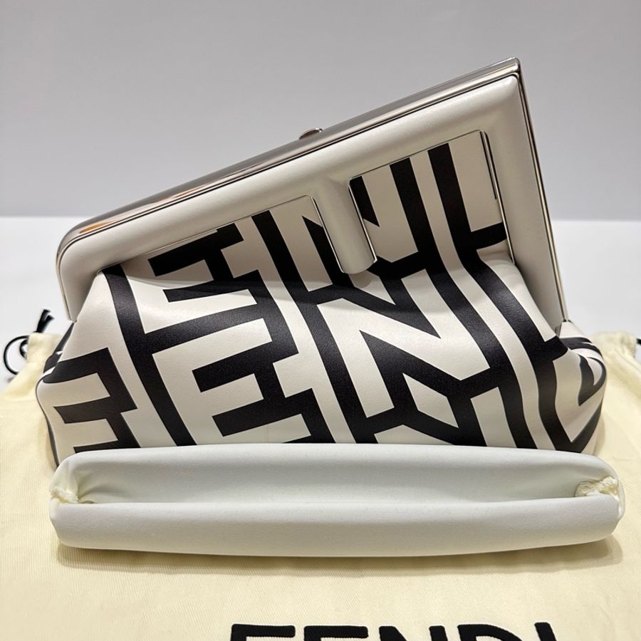 Fendi by Marc Jacobs 限量款黑白雙色First 中號-27