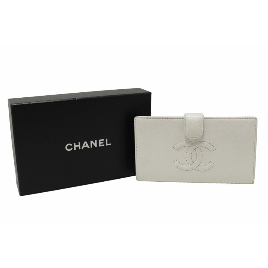 Chanel Vintage White Caviar CC Leather Classic Long Wallet-1