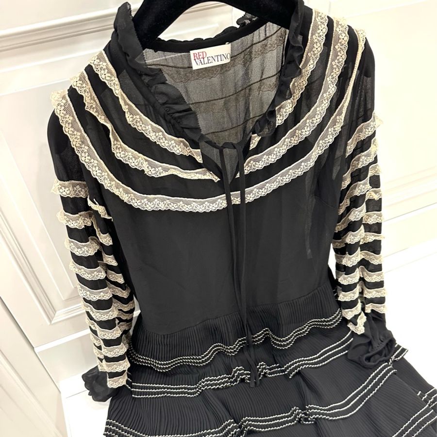 Red Valentino 黑色 立領 長袖 蕾絲 洋裝 紗裙 蛋糕裙 連身裙 連衣裙 裙裝-6