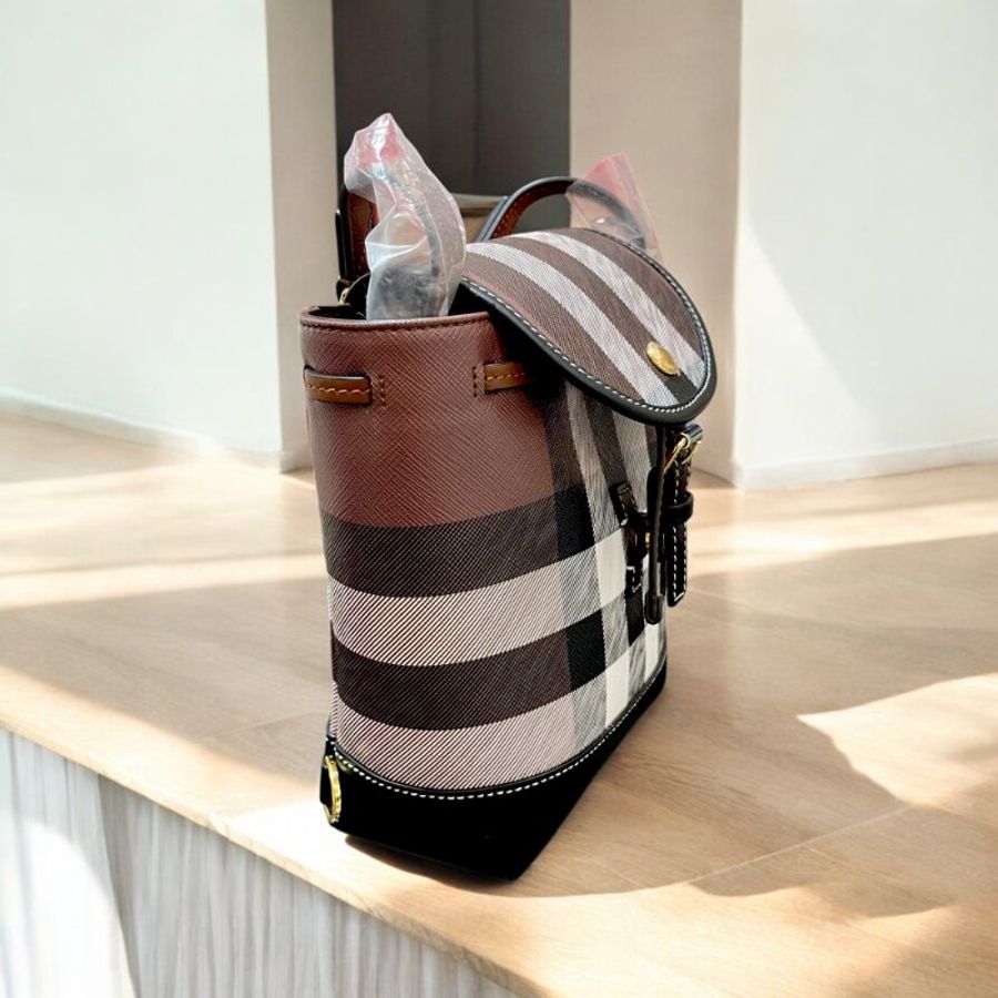 BURBERRY 格紋超迷你後背包-1