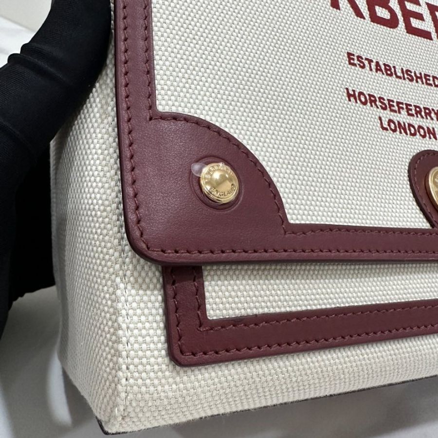 Burberry Horseferry 帆布翻蓋斜背包-15