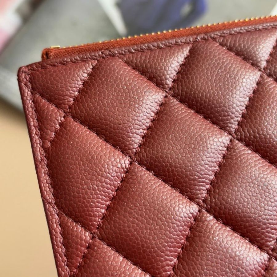 ::CHANEL::香奈兒 A84107 勃根地紅牛皮金雙C一字拉鍊扁型長夾 錢包色皮革卡片零錢包-4