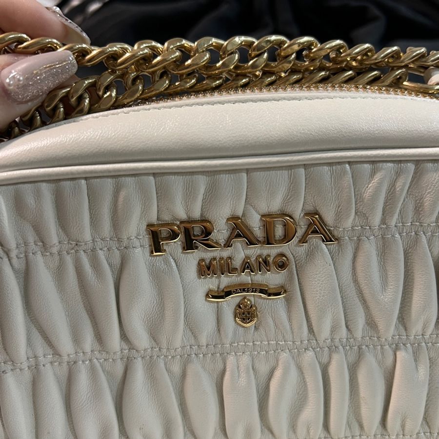 Prada Matelassé camera bag 相機包 白金配色-1