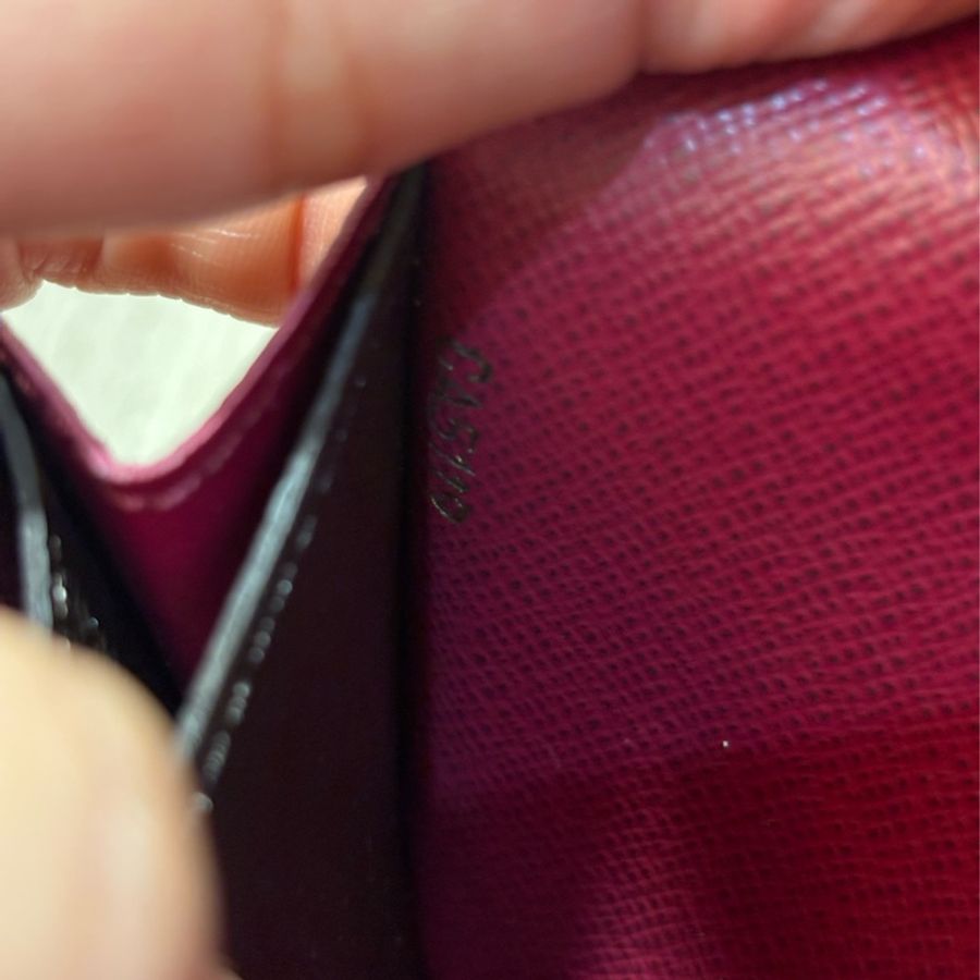 LV M60697 EMILIE 原花 拉鍊 紫紅 微笑 零錢 皮夾 發財夾 長夾-25
