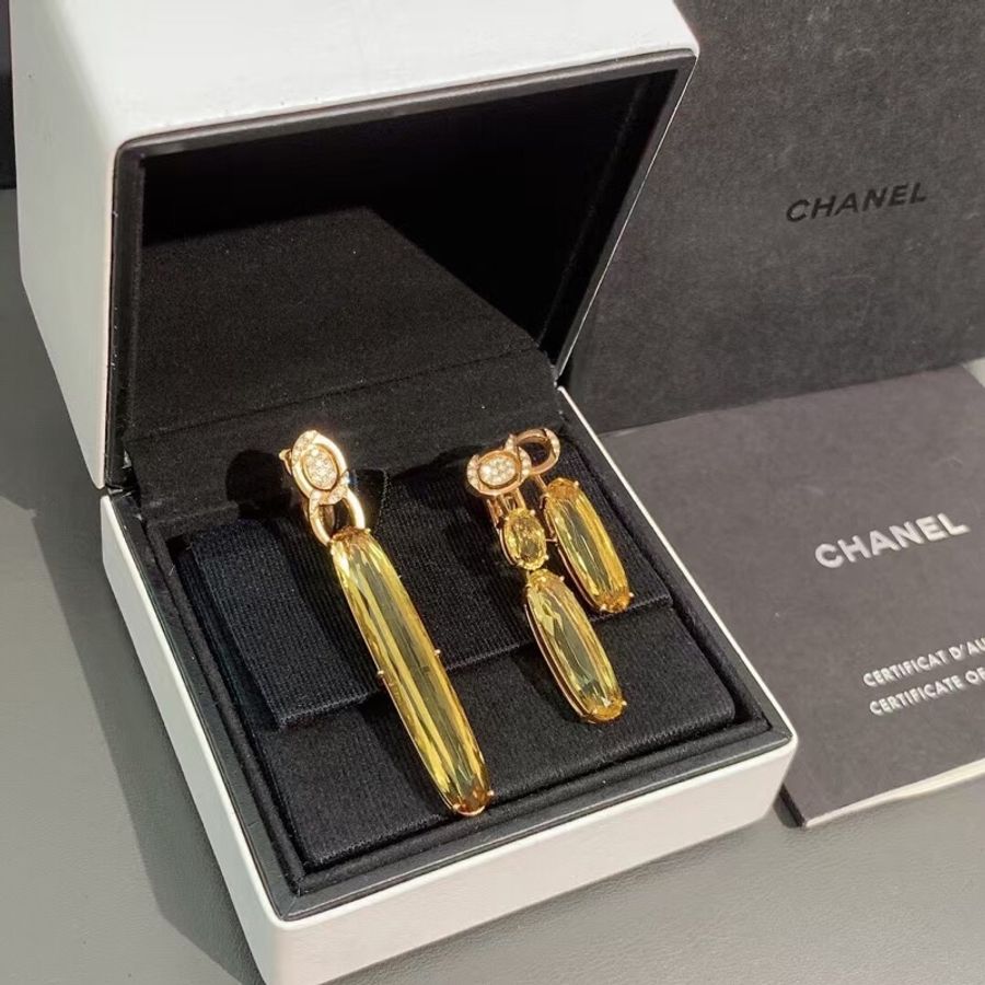 Chanel香奈兒高級珠寶dazzling earrings系列綠柱石黃金鑲鑽耳環。綠柱石共27克拉,2018購入-0