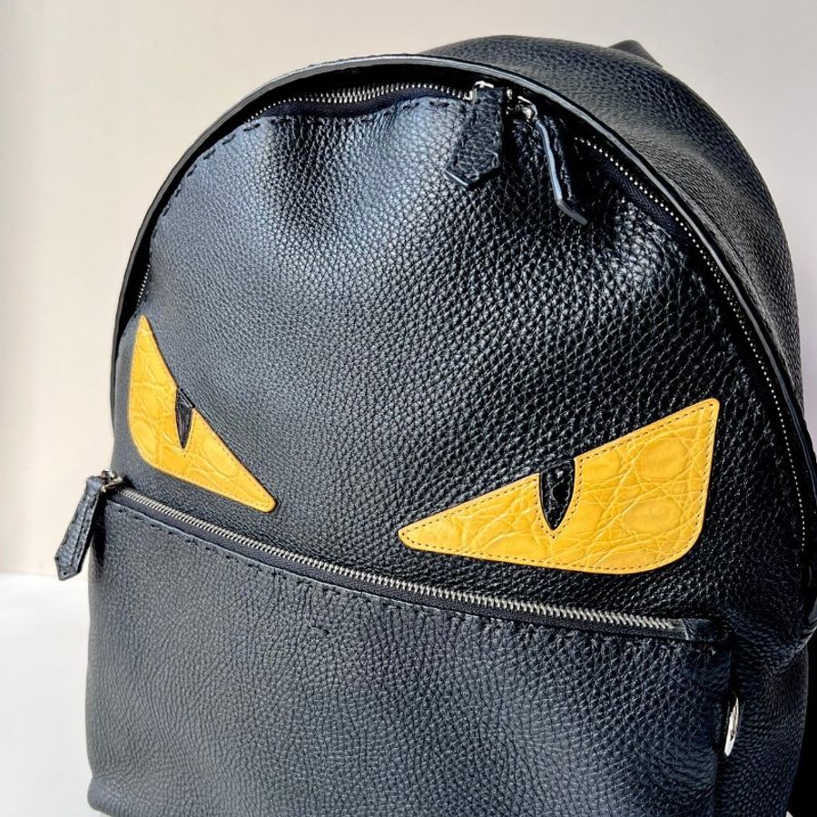 FENDI 黑色 小牛皮 鱷魚皮 黃 眼睛 怪獸 雙肩 後背包 7VZ012-3