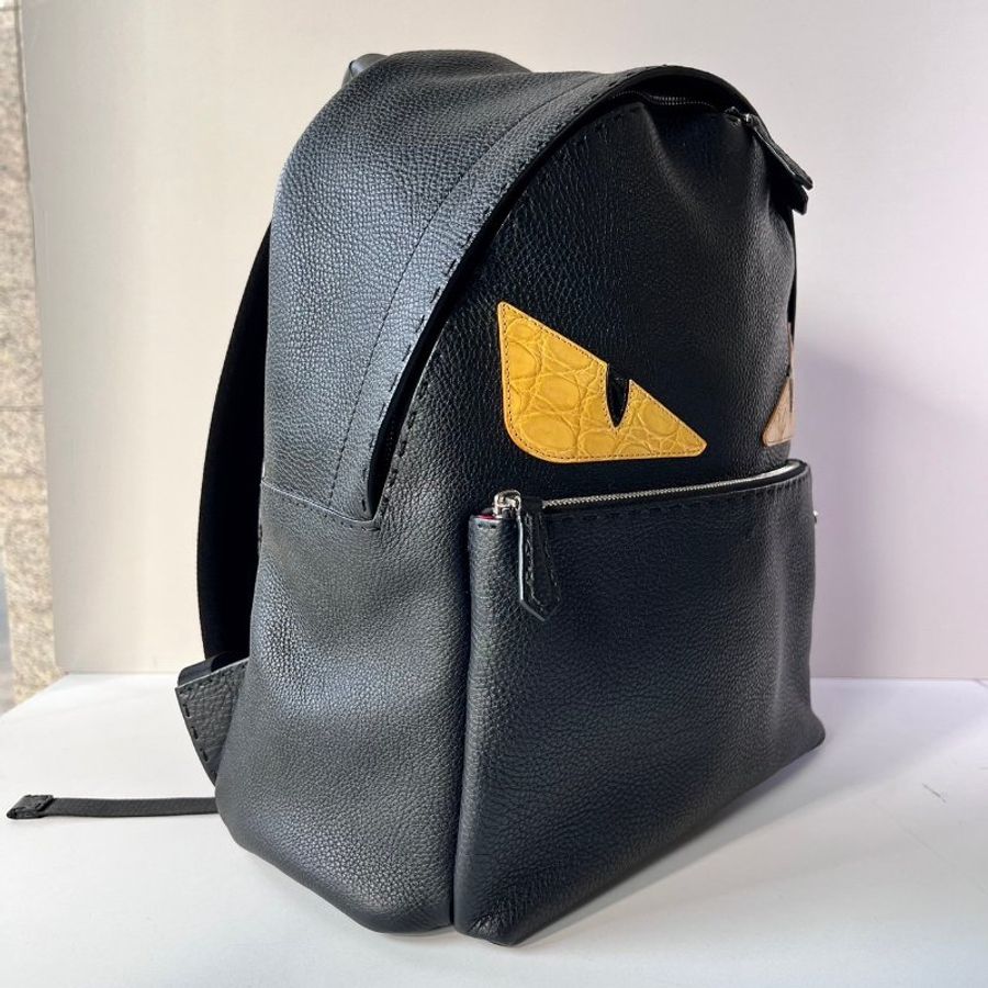 FENDI 黑色 小牛皮 鱷魚皮 黃 眼睛 怪獸 雙肩 後背包 7VZ012-5