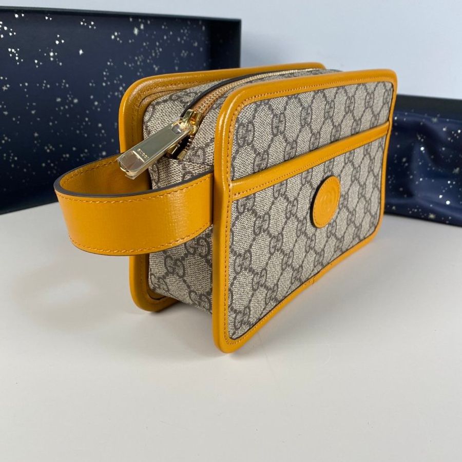 🔹全新品🔹 GUCCI GG Supreme PVC 塗層帆布 芥末黃 拉鍊 手提 手拿包-3