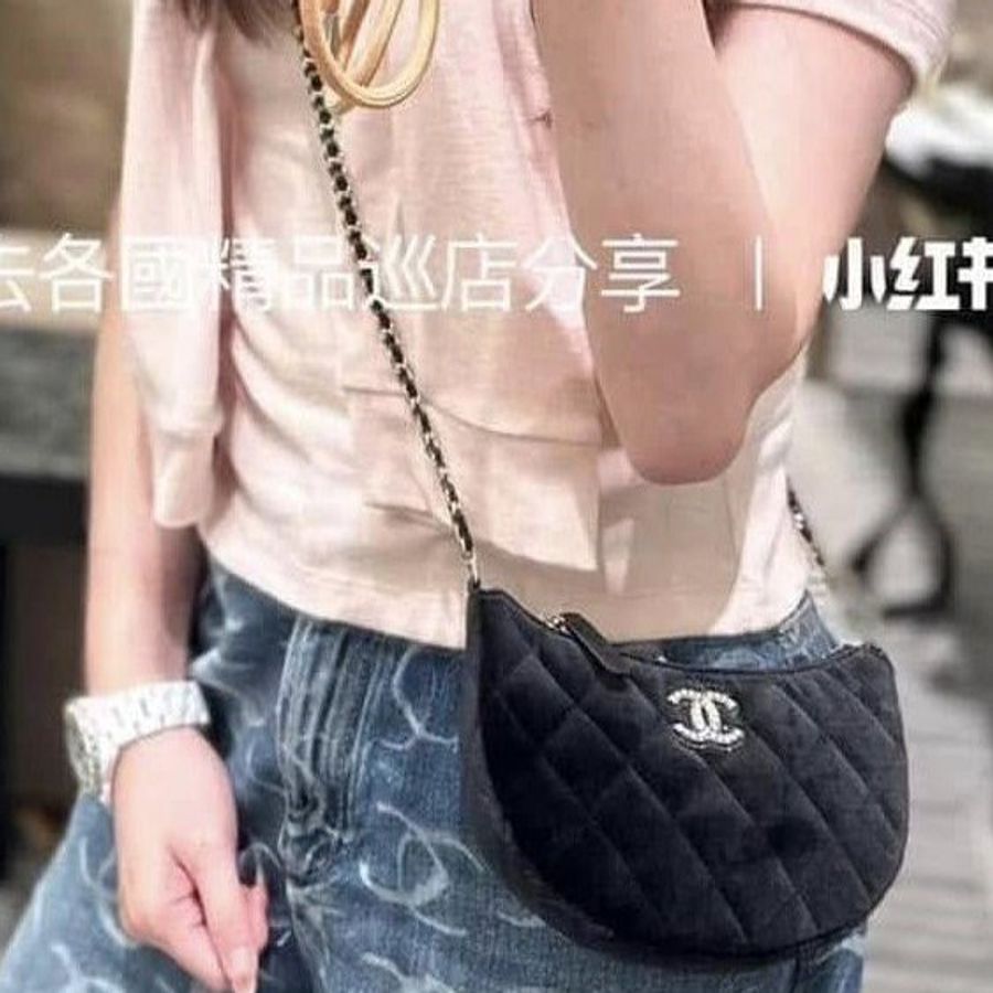 母親節禮物~ Chanel香奈兒黑金絲絨水鑽雙C logo皮穿鏈帶半月型包/ 月亮包/ 月牙包/ 晚宴包/ 肩背包/ 斜背包-9