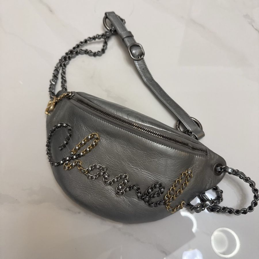 Chanel 銀色腰包Belt bag-0