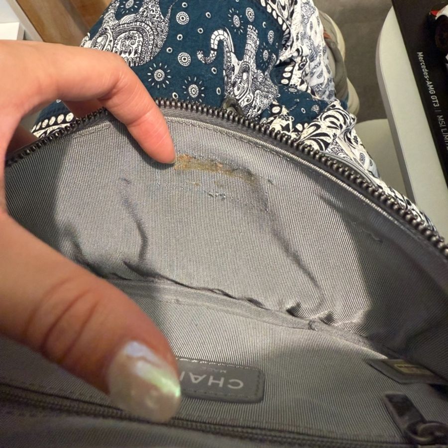 Chanel 銀色腰包Belt bag-8